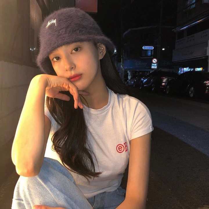 有没有惊艳的头像女头?