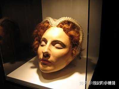 看了玛丽女王的死亡面具和复原头像,莫名觉得凯特大魔王和她很像,特别