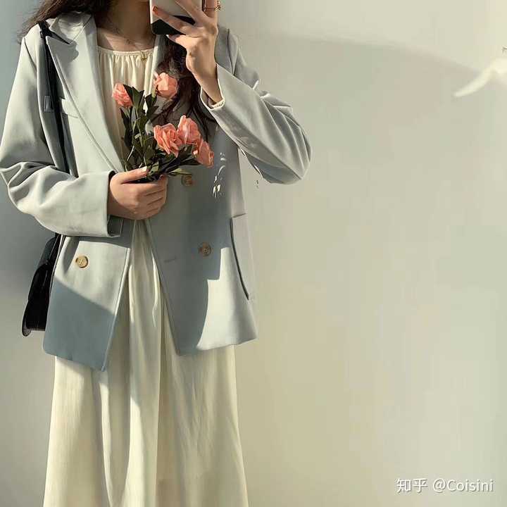 求推荐卖衣服鞋子的微商,靠谱点质量过关的有吗?