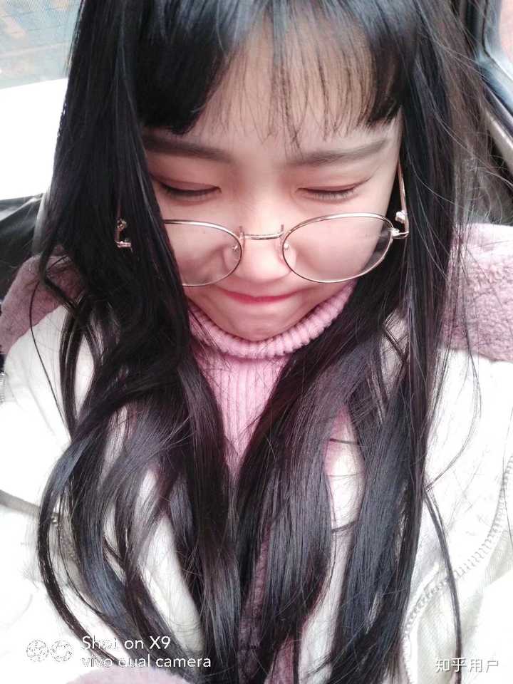 hhh hhh 以下是我认为最美的女高中生 啦啦啦 第三个小姐姐 hhhh