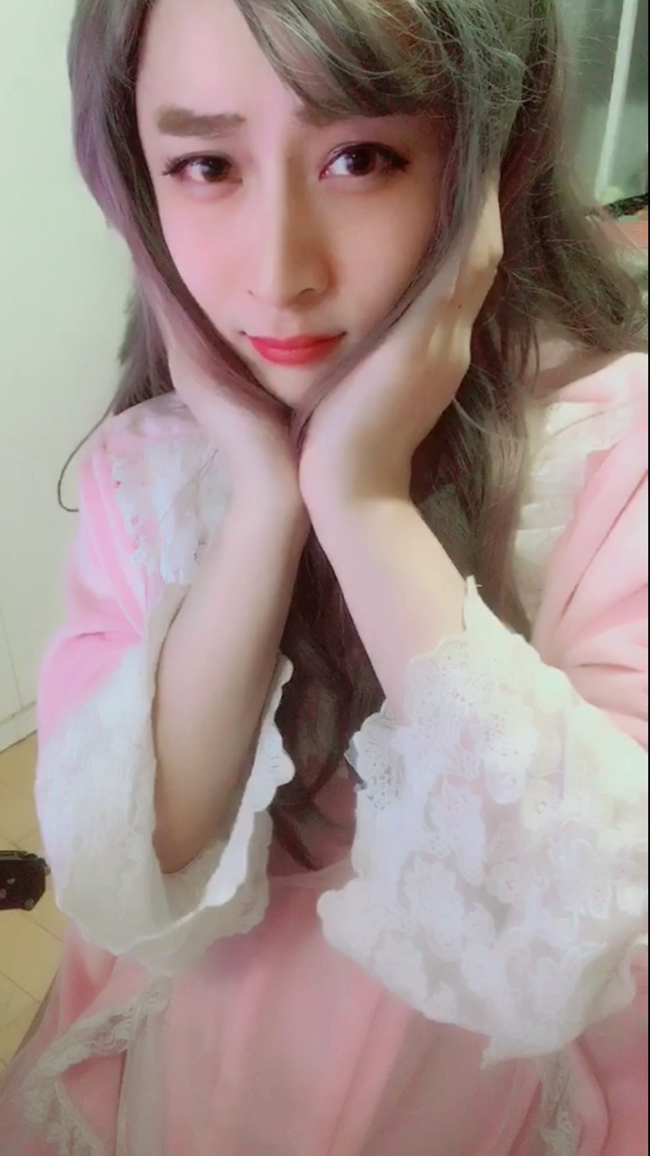 男生扮伪娘穿女装的动机是什么呢?
