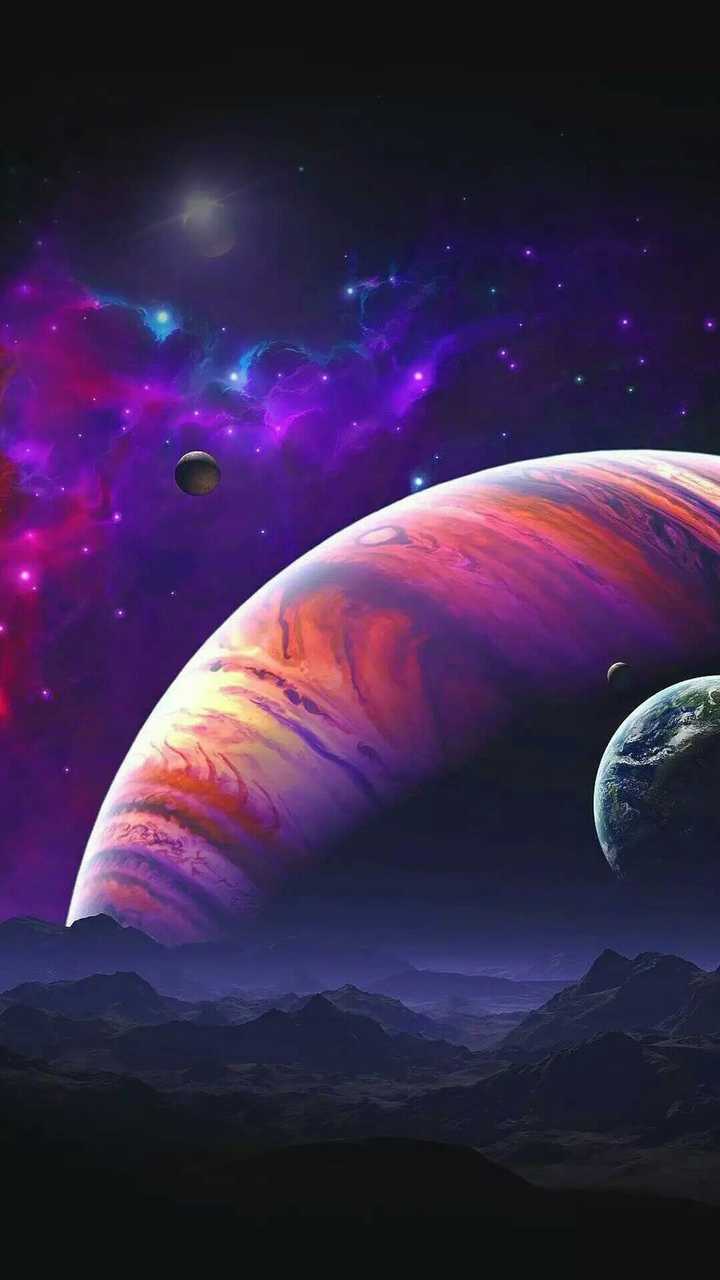 有没有宇宙,太阳系,比如土星,等的图片或者艺术创作,适合做壁纸什么的