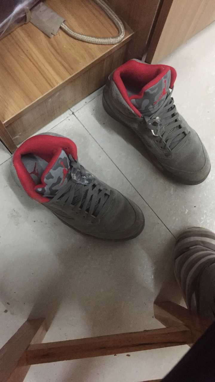 穿aj出门是一种怎样的体验?