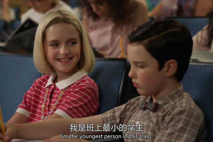 评论区说她别的剧也很美,放图↓. 少年谢尔顿里天才少女佩吉.