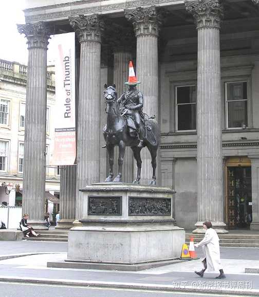 格拉斯哥的威灵顿公爵雕像