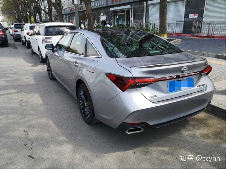 凯美瑞,亚洲龙的油电混合动力车型,哪个更值得购买?