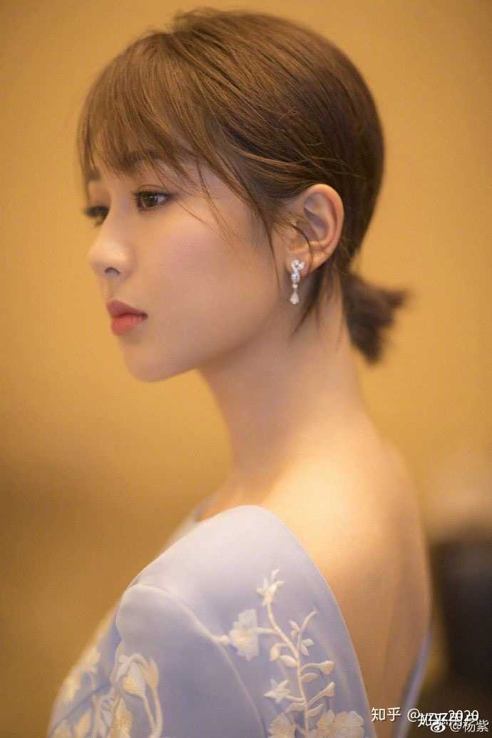 你手机里存的杨紫最好看的一张图片是哪张?