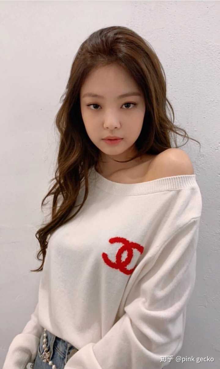 jennie的ins上有没有什么好看的图?