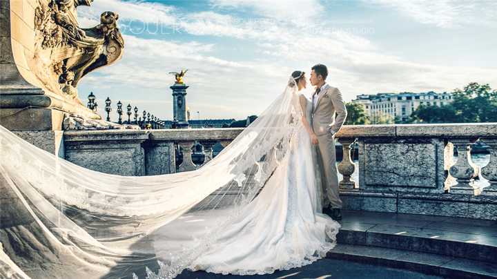 法国巴黎婚纱摄影哪家旅拍比较好,有古典风这种吗?