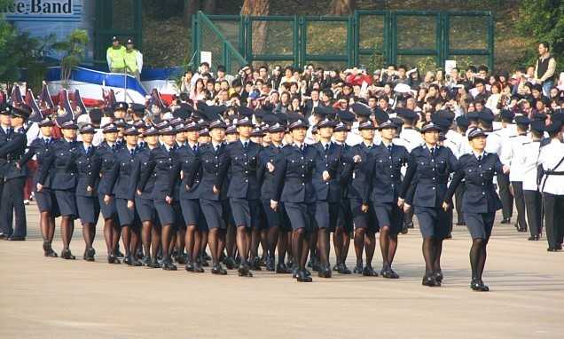 香港警察 不是中国的警察? 谁敢说不是?