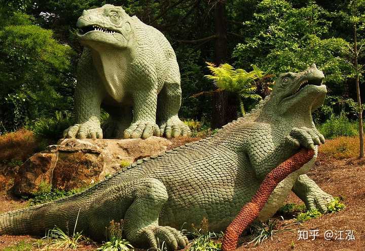 为什么将「恐怖的蜥蜴」(dinosauria)翻译成「恐龙」?