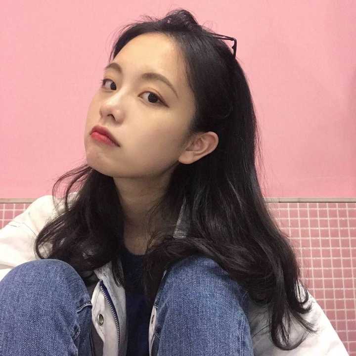 这个是微信头像,有一天我嫂子说,你微信那张照片还拍得蛮好   我?