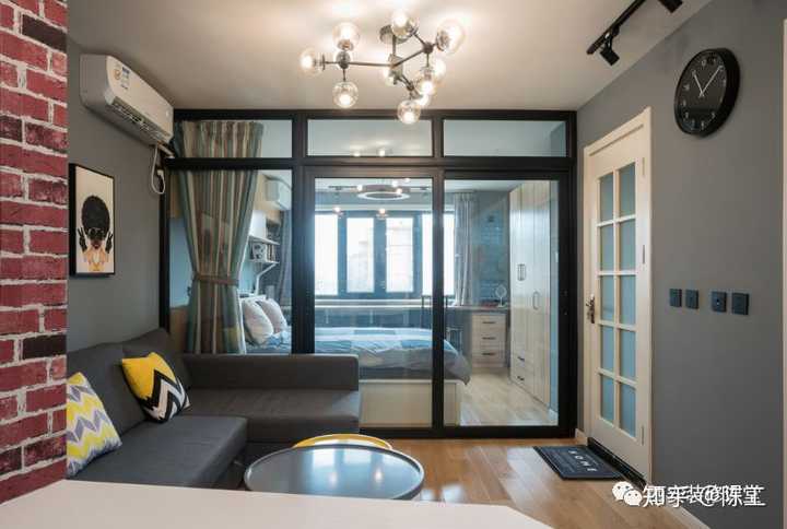 客厅及卫生间没有窗户 暗客厅暗卫的户型,要怎样装修才能采光好一些?