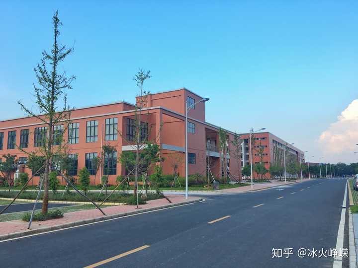 在韶关学院就读是怎样的一番体验?