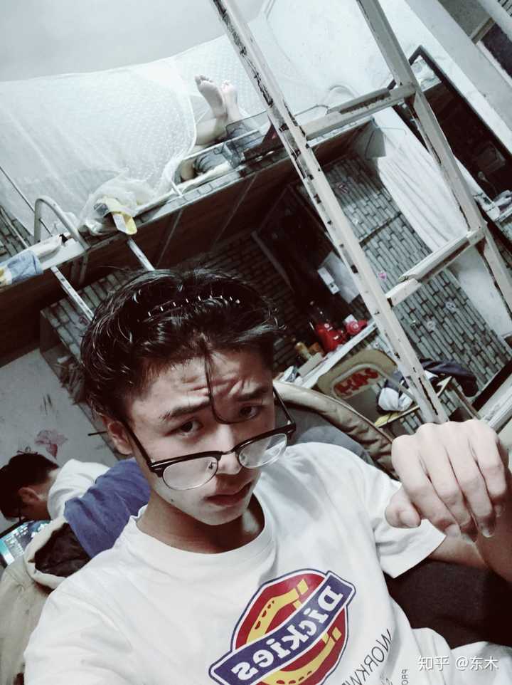 男生长发扎辫子好吗?怎么扎好看呢?