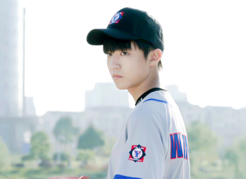 想知道王俊凯曾经有什么特别心酸的经历?