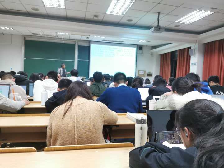 复旦大学的宿舍条件如何校区内有哪些生活设施