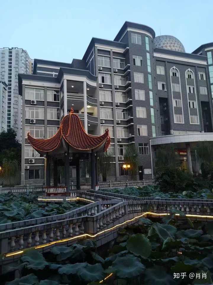 重庆江津中学是一所怎样的学校?