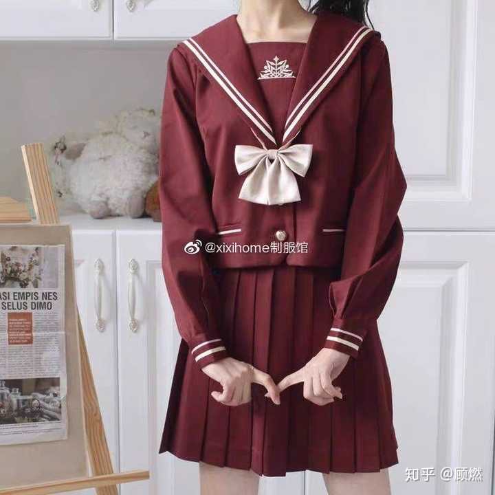 有哪些美貌的红色jk制服推荐吗(全方面的衬衫 水手服