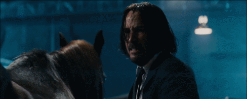 r 射击术和近身格斗是 john wick 系列的金字招牌,那么马廊那段「借马