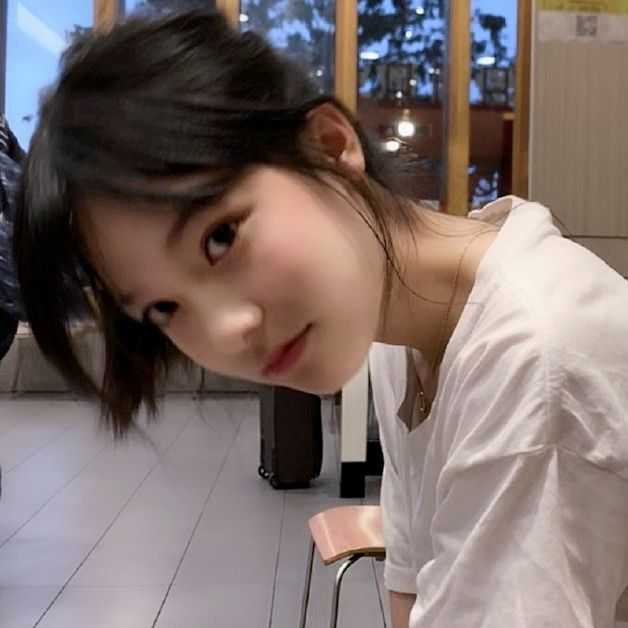 有没有一看就想恋爱的女生头像推荐?