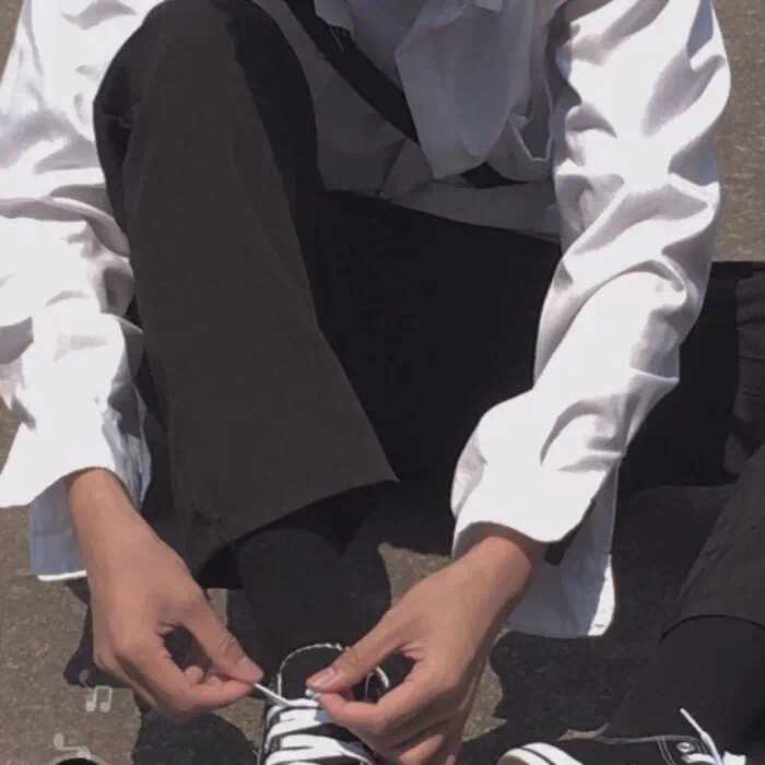 有哪些适合男生用的超级酷的微信头像?