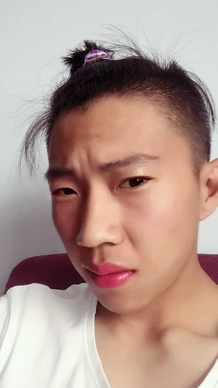 男生怎么拍照才好看?