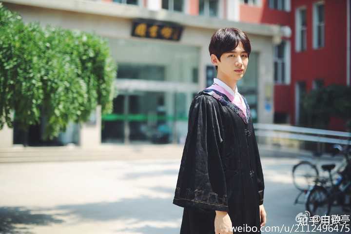 杨蓉白敬亭是因为剪辑的原因吗?好像超脱了朋友的关系