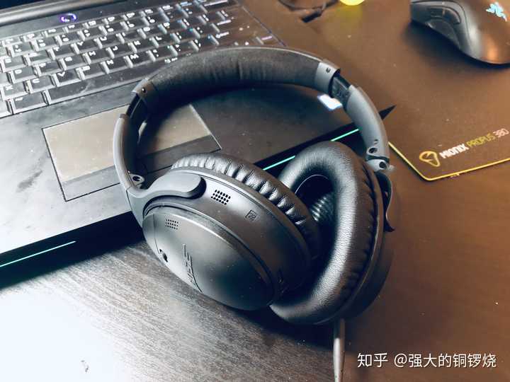 beats耳机和bose耳机,下面的这两款,哪个更值得入手?