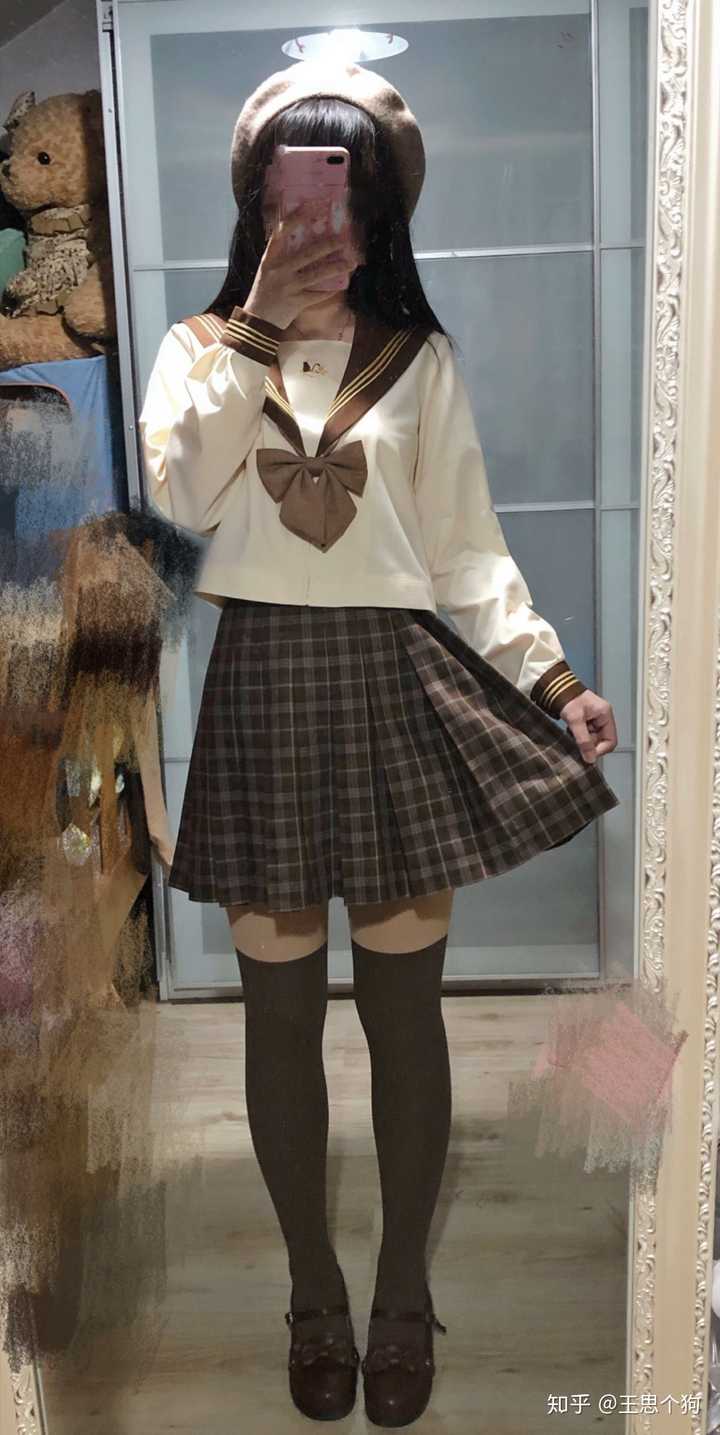 光腿神器可以搭配 jk 制服吗?