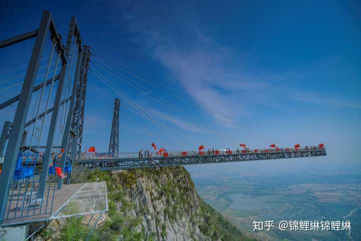 云梦山位于鹤壁市淇县西部,为国家级文物单位和国家4a级旅游景区.