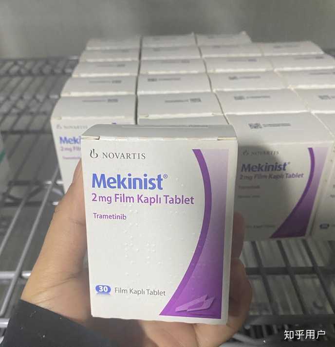 曲美替尼有几种版本?