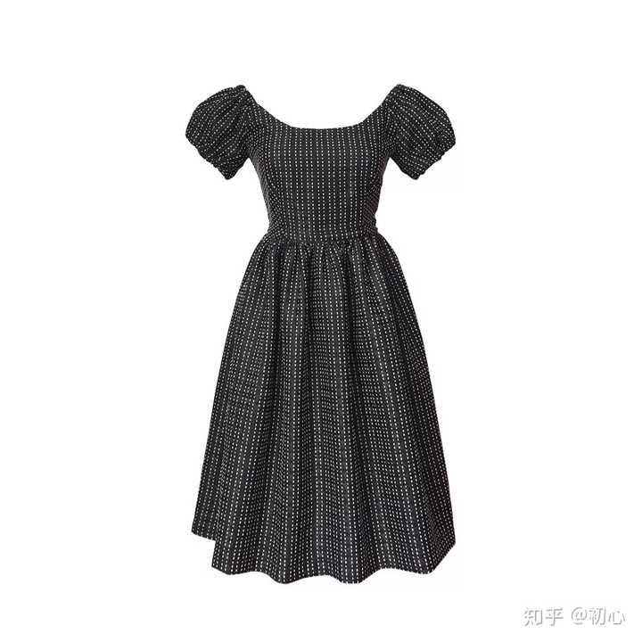 胸大腰细穿什么裙子
