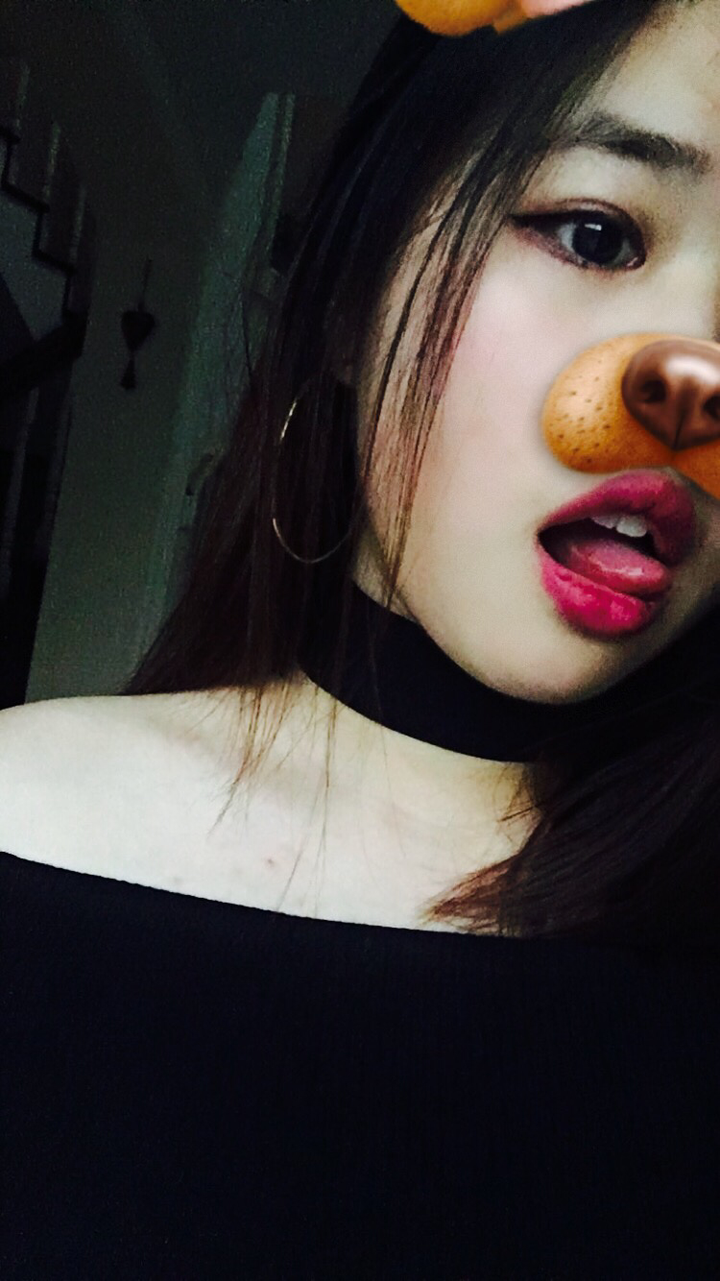而且半张脸用snapchat filter真的张张精品 没有不好看的拍出来
