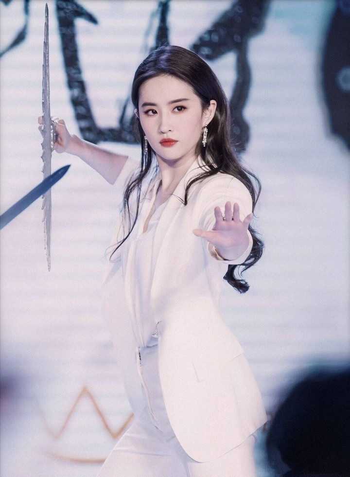 刘亦菲有什么出圈神图?