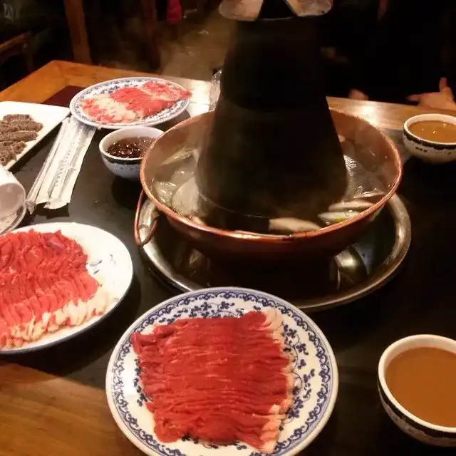 涮羊肉 图片来自wikipedia