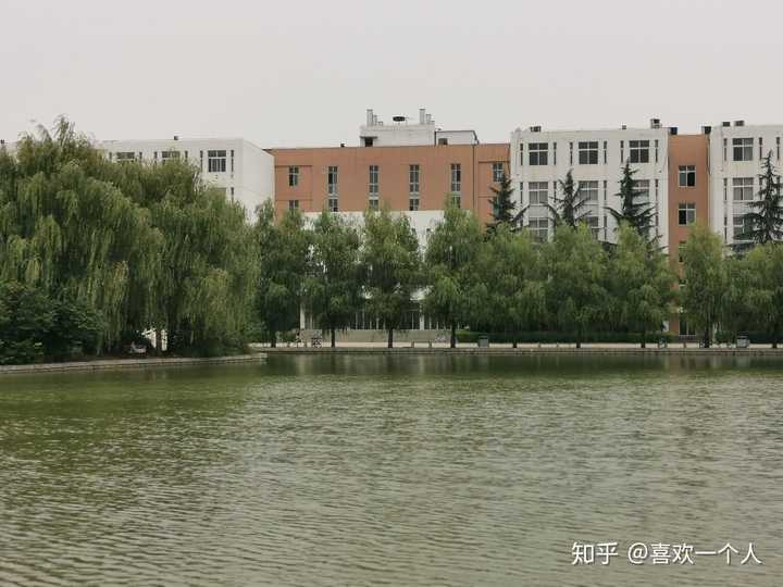 河南科技大学的宿舍条件如何校区内有哪些生活设施
