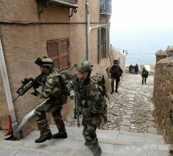 真的有中国人去当雇佣兵吗他们的真实生活是怎样的