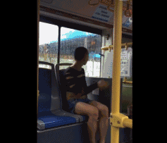 男朋友很喜欢发基佬表情包怎么办!