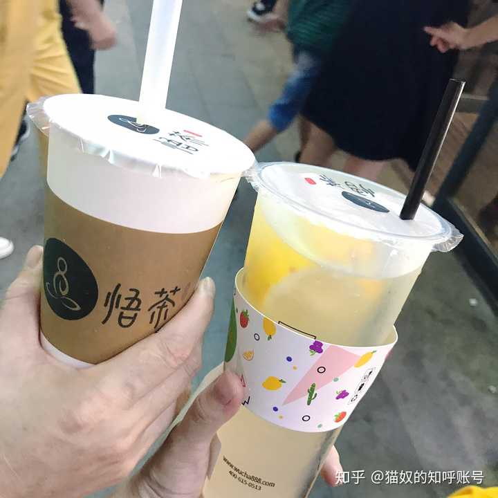 男朋友请我妈跟我喝的奶茶