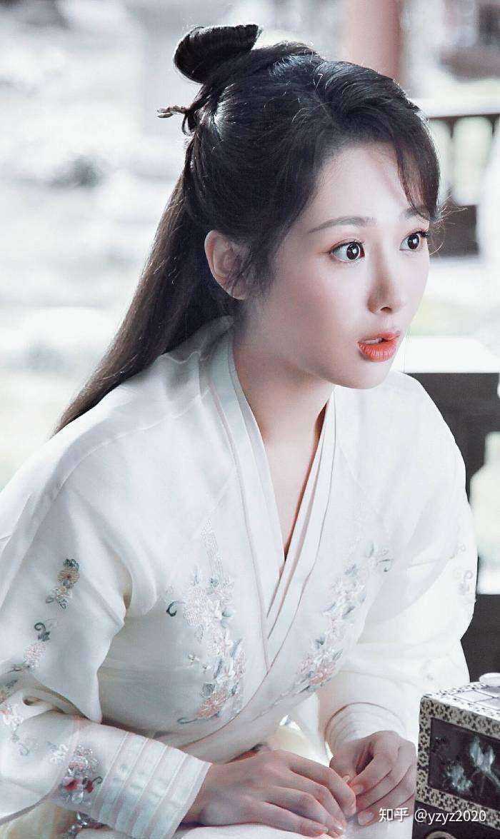 你手机里存的杨紫最好看的一张图片是哪张?