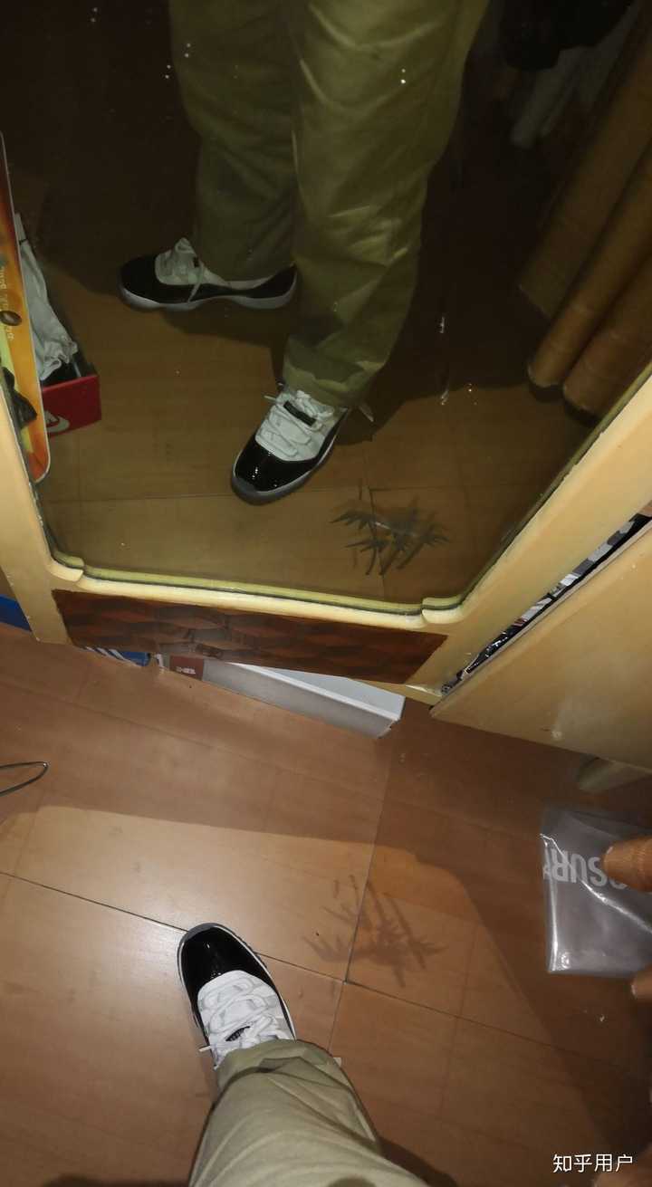 怎么看待中学生高消费性玩鞋?