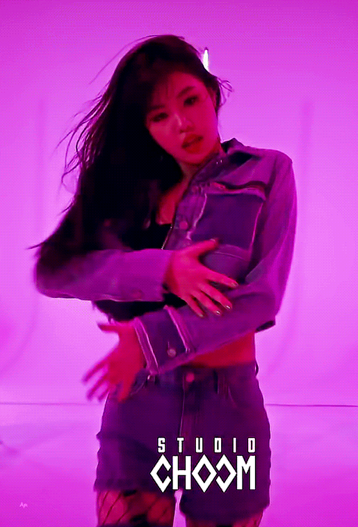 (看看这身材比例…)三首主打的致命dance breakhttps://www
