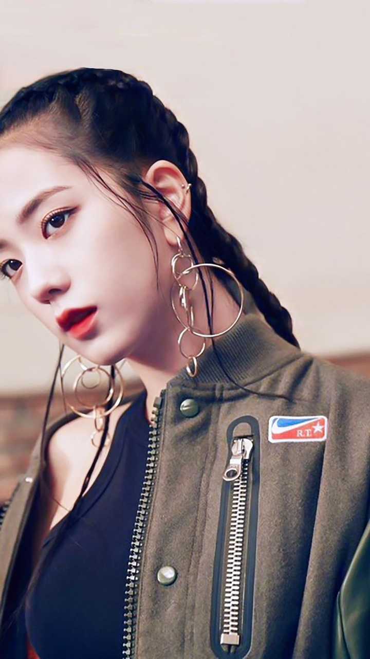 有没有超级好看的jisoo的壁纸啊