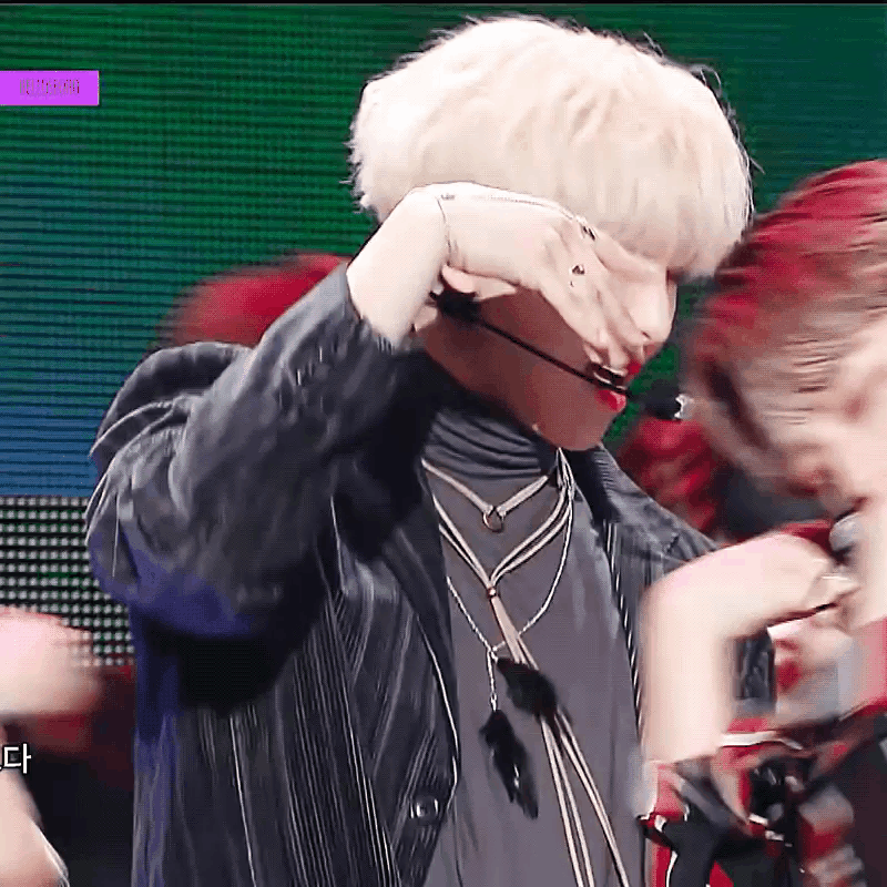 来安利安利自己的爱豆吧?