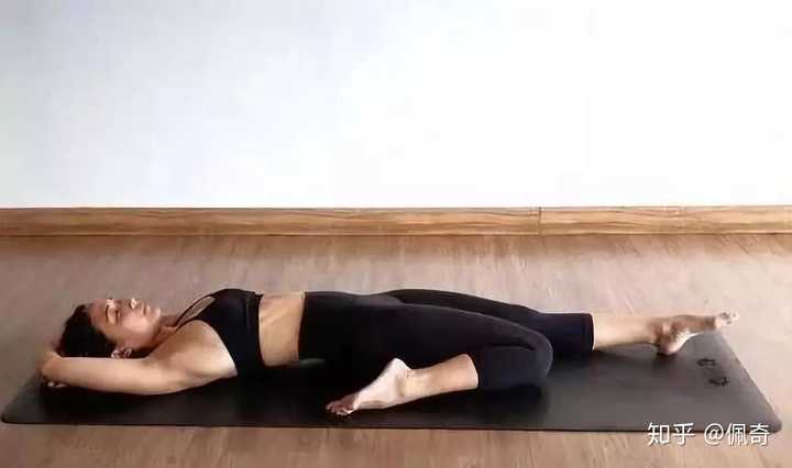 特别特别容易长肌肉的女生应该怎么锻炼?