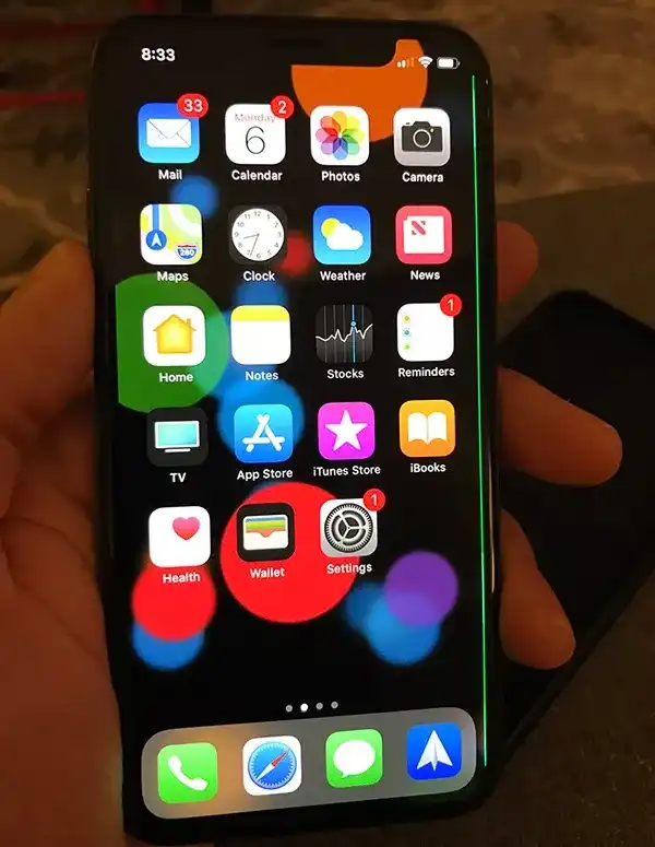 因为oled像素点排列的特殊性,这些坏点,坏线,呈现出红,绿,蓝等颜色.