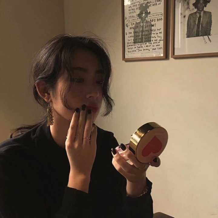 有没有女生用的好看头像,一眼就心动的?