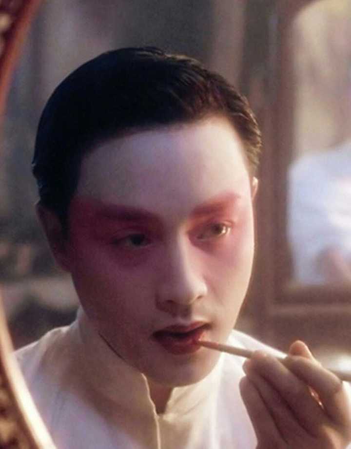 你认为张国荣最美的照片是哪一张?
