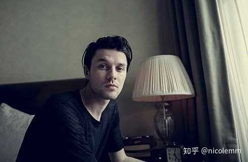 如何评价英国歌手james bay?